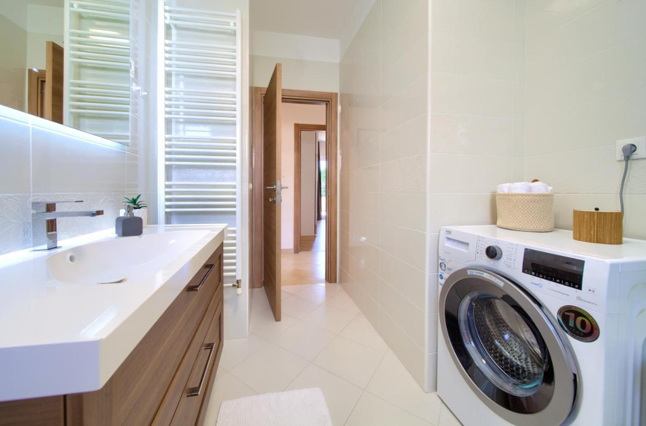 Tramonto Apartment Крк Екстер'єр фото
